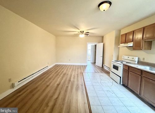 4016 Girard Ave, Philadelphia, PA 19104-1166