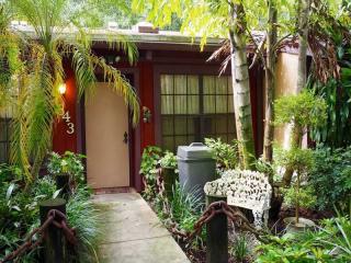 3343 Forrest Dr, Hollywood, FL 33021-8417
