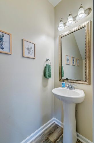 1528 Thoroughbred Blvd, Johns Island SC  29455-8520 exterior