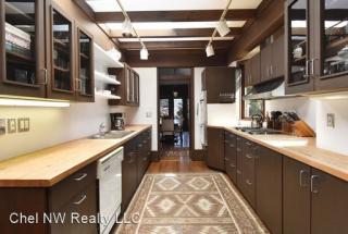 1216 38th Ave, Seattle WA  98112-4448 exterior