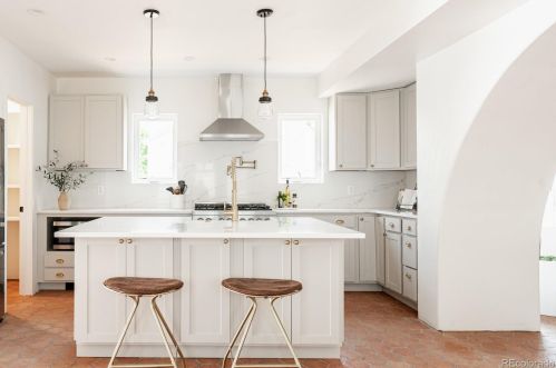 2957 Logan St, Englewood CO  80113-1635 exterior