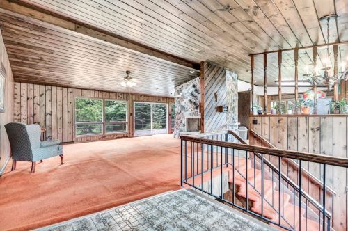 367 Tratebas Rd, Valpo, IN 46383-9752