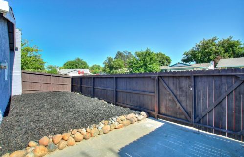 7221 Windjammer Way, Citrus Heights CA  95621-3440 exterior