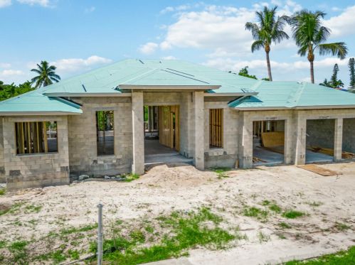 154 Kirkwood St, Marco Island, FL 34145-3966