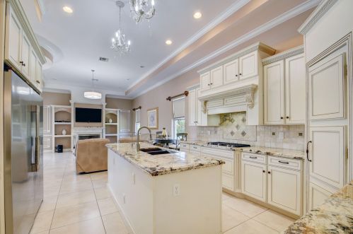 11538 Persimmon Blvd, West Palm Beach FL  33411-9021 exterior