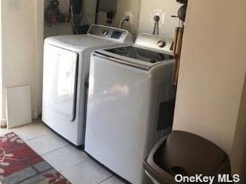 239 Eastwood Blvd, South Setauket NY  11720-2534 exterior