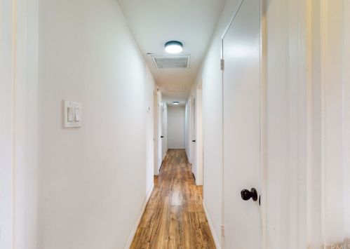 7076 Newbury Ave, San Bernardino CA  92404-6441 exterior