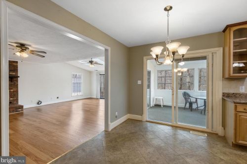 4471 Occoquan Overlook, Woodbridge VA  22192-6107 exterior