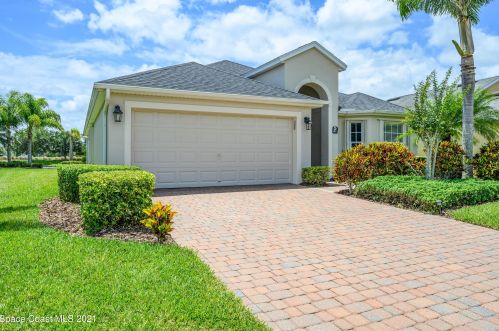 3013 Galindo Cir, Melbourne, FL 32940-5917