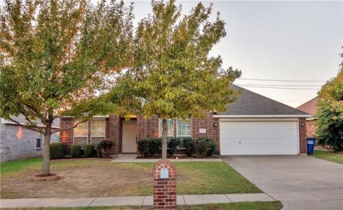 2111 Stonewood Dr, Lancaster, TX 75134-2833