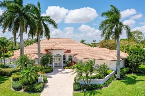 79 Sandbourne Ln, West Palm Beach, FL 33418-8085