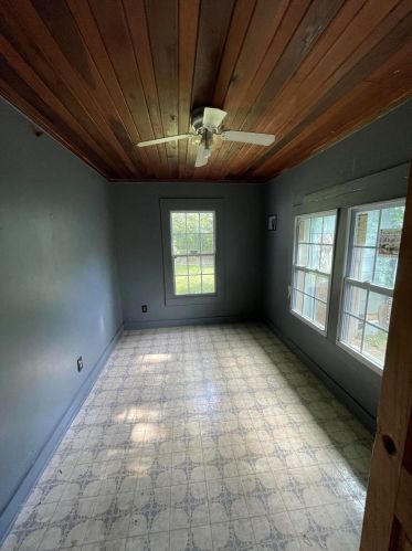 2303 Brainerd St, Pensacola FL  32505-6709 exterior