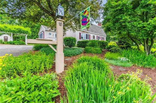 18 Oakdale Rd, Terryville, CT 06786-4410