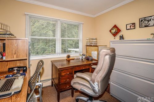 19 Herold Pl, Metuchen NJ  08840-2603 exterior