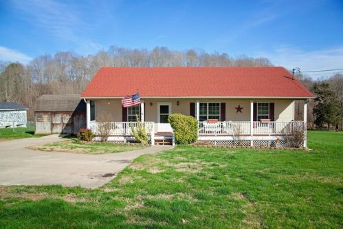 2508 Highway 48, Dickson, TN 37055-5808