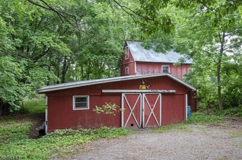 154 Mudtown Rd, Wantage NJ  07461-3616 exterior