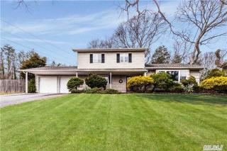 189 Northfield Rd, Hauppauge, NY 11788-2323