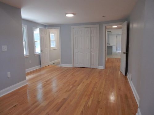 30 Highwood Dr, Coventry RI  02816-8209 exterior