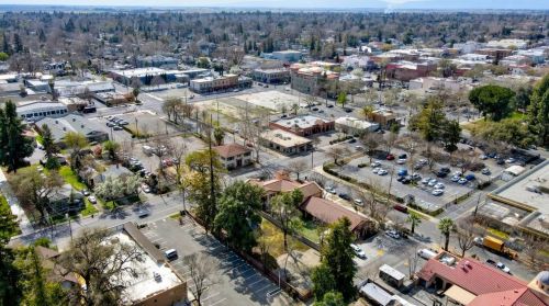 913 Court St, Woodland CA  95695-3520 exterior