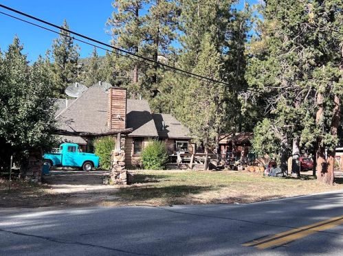 213 North Shore Dr, Big Bear City, CA 92314-9792