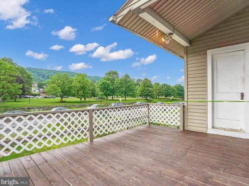 480 Columbia St, Schuylkill Haven PA  17972-2006 exterior