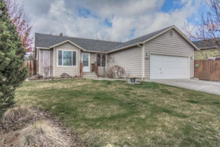 3209 Purcell Blvd, Bend OR  97701-6373 exterior