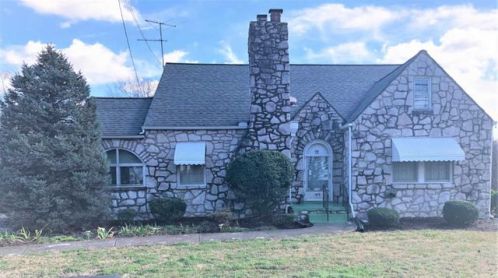 1414 Old Niles Ferry Rd, Maryville, TN 37803-3151