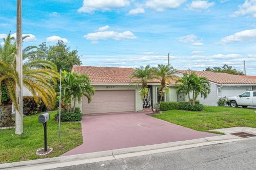 5577 American Cir, Delray Beach, FL 33484-8503