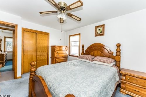 524 Laurel Ave, Roselle Park NJ  07204-1542 exterior
