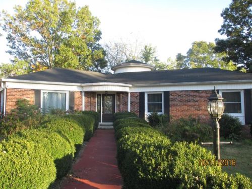 1135 Jefferson St, Pulaski, TN 38478-3546