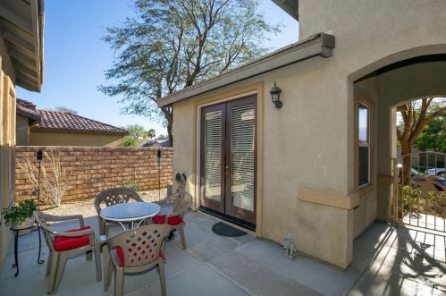 82730 Matthau Dr, Indio CA  92201-8590 exterior