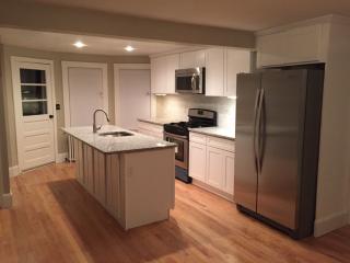 35 Herbert St, Warwick RI  02818-4352 exterior