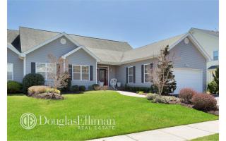 140 Breeley Blvd, Huntington Station, NY 11747-5341