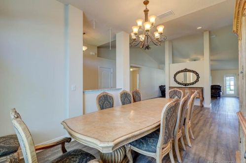 5860 Poe Ct, Port Saint Lucie FL  34986-4644 exterior