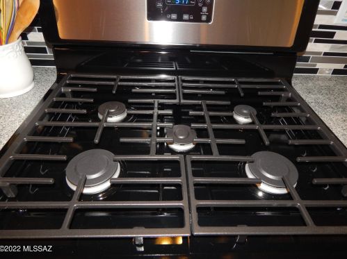 8925 Tortolita Bluffs Pl, Tucson AZ  85742-4524 exterior