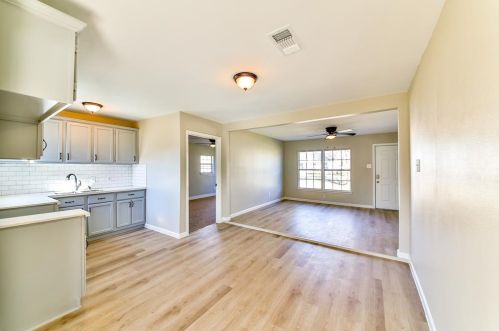 308 Kansas St, Morgans Point TX 77571-5432 exterior