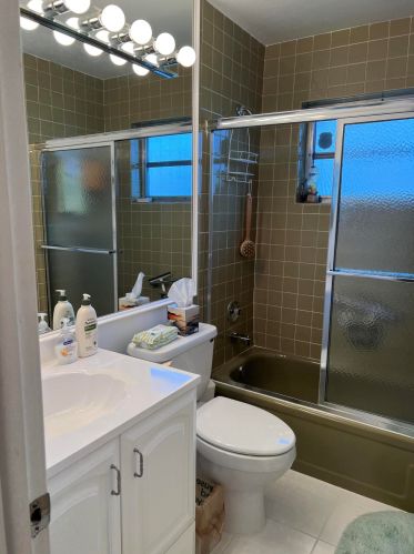 6855 Moonlit Dr, Delray Beach FL  33446-1631 exterior