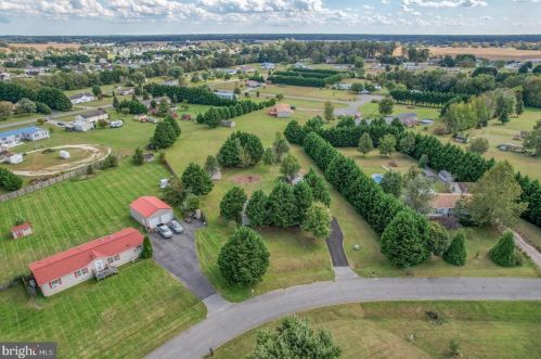 751 Fernwood Dr, Harrington DE  19952-6017 exterior