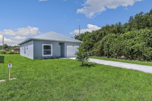 445 15th Pl, Vero Beach FL  32962-6525 exterior