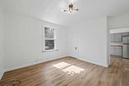 5438 Jackson St, Pittsburgh PA  15206-5311 exterior