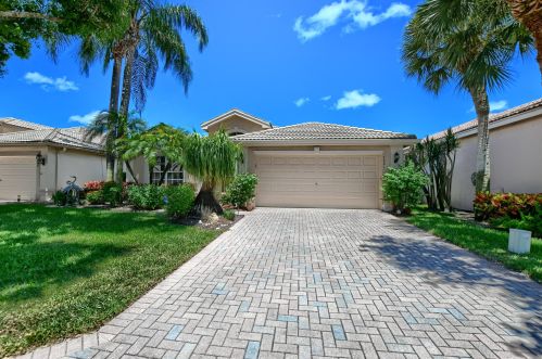 7561 Las Cruces Ct, Boynton Beach, FL 33437-6640