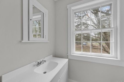430 Rye Hill Rd, Monroe NY  10950-4509 exterior