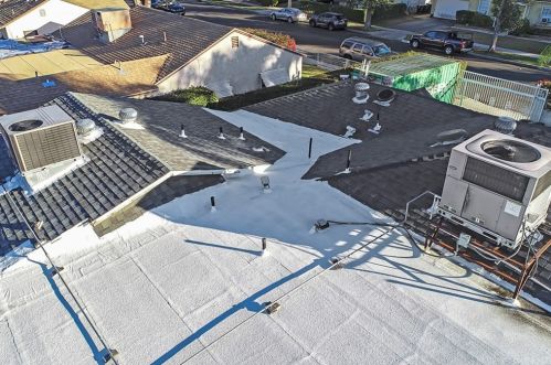 16931 Hart St, Van Nuys CA 91406-4507 exterior