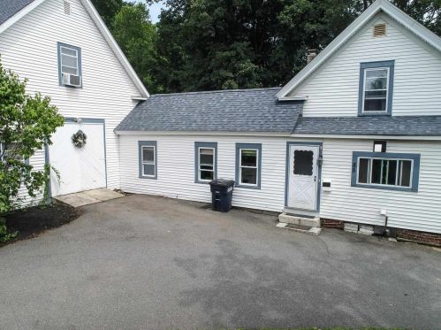 85 Broadway, Derry NH  03038-2019 exterior