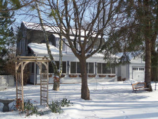 4070 145th St, Brookfield, WI 53005-1115
