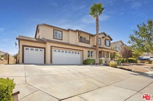 42334 Highland Ct, Lancaster, CA 93536-7392