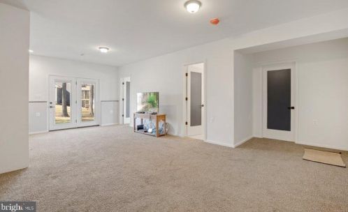 39744 Mount Gilead Rd, Leesburg VA 20175-6712 exterior