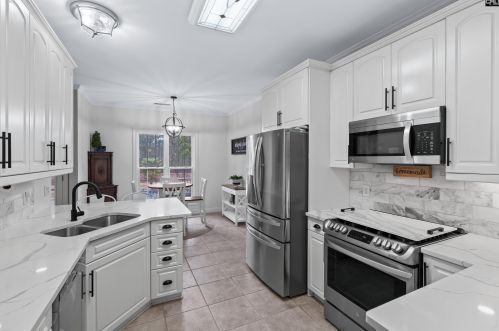 413 Cannon Knoll Rd, Lexington SC  29073-7103 exterior
