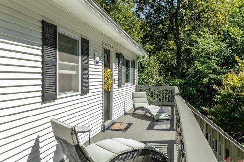 75 Candle Hill Rd, Danbury CT  06812-2412 exterior