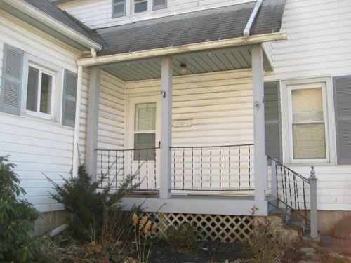 16 Kingsbury Ave, Towanda, PA 18848-2103